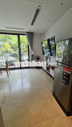 Cho thuê căn hộ View Hồ Tây - 55m2 - 1 ngủ 1 khách - 10 triệu/ 1 tháng