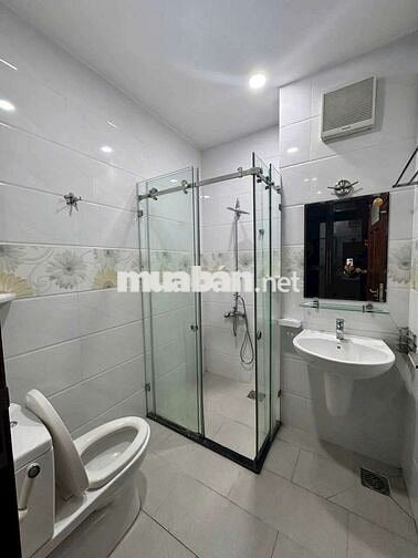 cho thuê nhà đẹp đường 8m.Gò Vấp 