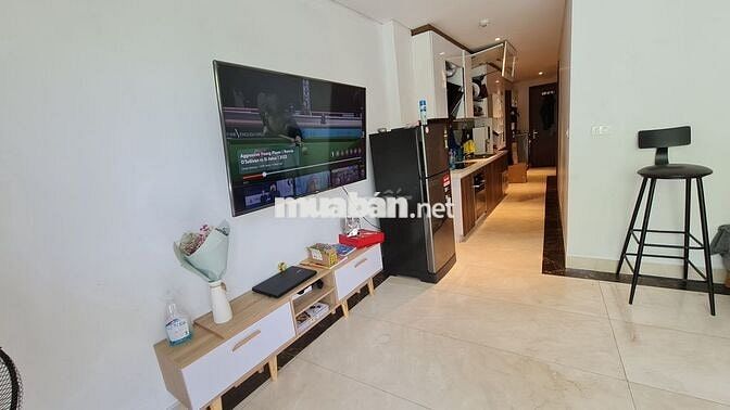 Cho thuê căn hộ View Hồ Tây - 55m2 - 1 ngủ 1 khách - 10 triệu/ 1 tháng