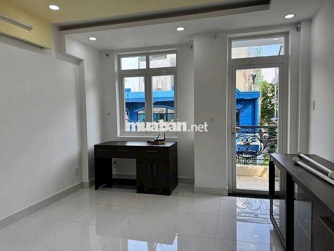 cho thuê nhà đẹp đường 8m.Gò Vấp 
