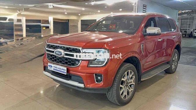 Everest Titanium 1 Cầu 2022 Biển SG Bán Tại Ford