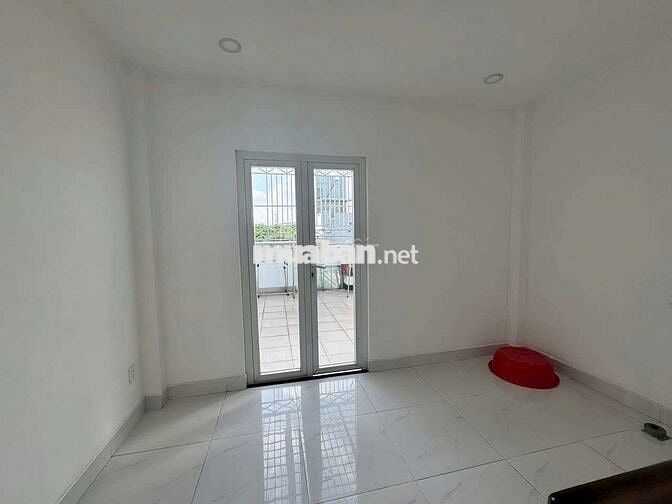 cho thuê nhà đẹp đường 8m.Gò Vấp 