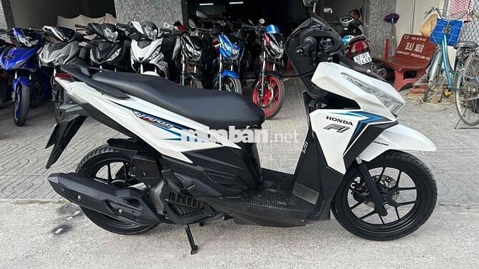 Honda Vario 125 2017 Trắng đen ( hỗ trợ góp )