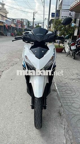 Honda Vario 125 2017 Trắng đen ( hỗ trợ góp )