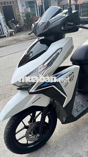 Honda Vario 125 2017 Trắng đen ( hỗ trợ góp )
