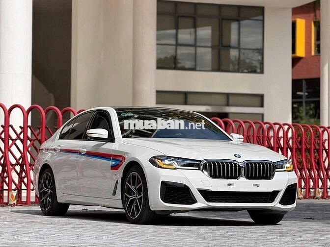BMW 530i M-Sport 2021 Trắng 40.000 km