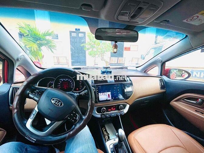 Chính chủ bán Kia Rio Hatback 2015 STĐ màu Đỏ