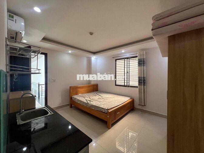 Cho thuê phòng studio cửa sổ ngay Tân Quy chỉ 4 🍠 5