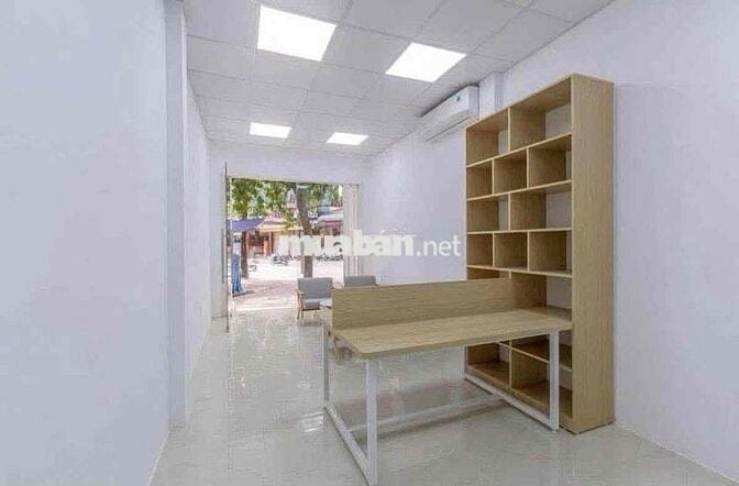 Ô tô đỗ cửa phố Đại La 37m2 x4T giá nhỉnh 7 tỷ sổ CC có TL kinh doanh