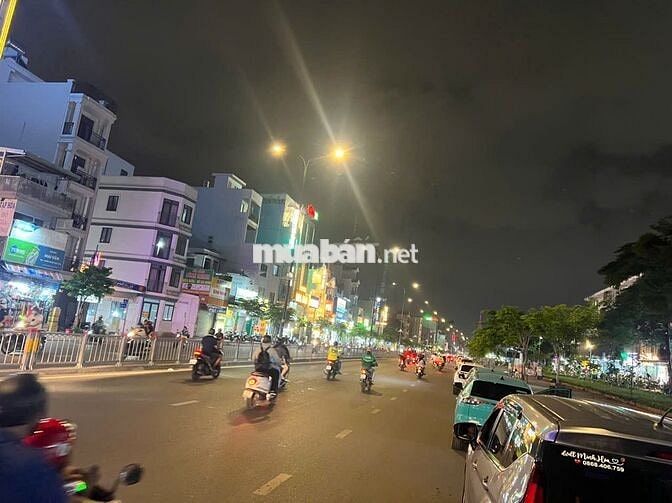 Bán nhà mặt tiền Dương Quảng Hàm, quận Gò Vấp