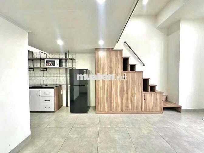 Cho thuê Duplex FULL nội thất ngay Ngã Tư Hàng Xanh