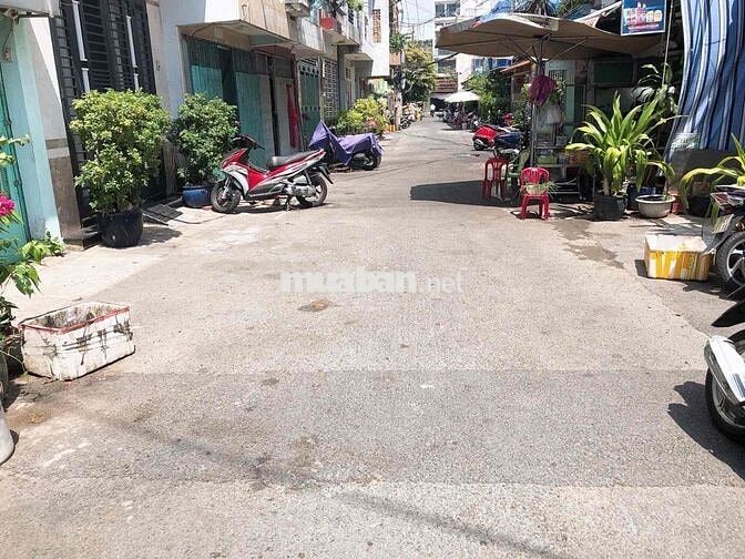 Bán nhà hẻm ô tô tránh Hưng Phú Quận 8, sổ riêng, 32m2 nhỉnh 4 tỷ
