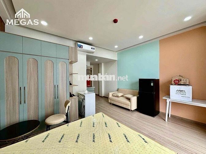 Căn hộ cao cấp có ban công + full nội thất ngay trục đường Quang Trung