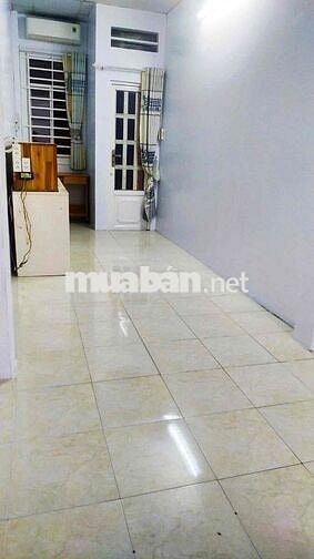 Bán nhà hẻm ô tô tránh Hưng Phú Quận 8, sổ riêng, 32m2 nhỉnh 4 tỷ