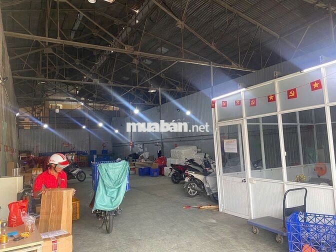 Cho thuê kho/xưởng mt quốc lộ 1a dt 650m sẵn điện fa, đường cont 