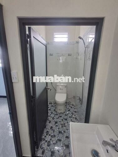 tôi chính chủ bán nhà trệt lầu hóc môn sdc mua bán vì bằng 
