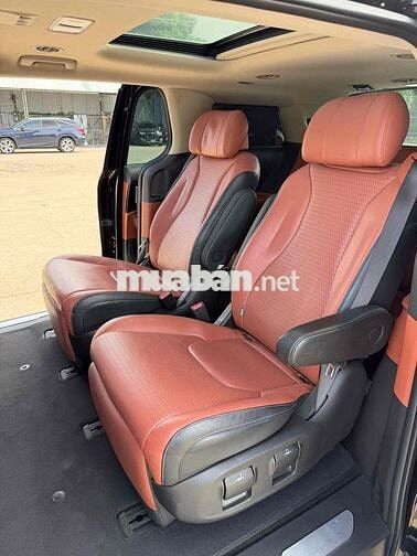 Kia Carnival Signature 2022 Dầu 68000km Đen