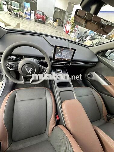 VinFast VFMPV7 2026 Giảm 147tr trừ vào giá xe