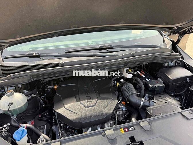 Kia Carnival Signature 2022 Dầu 68000km Đen