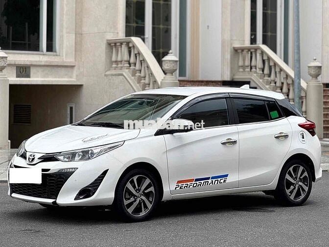 Toyota Yaris 1.5G 2018 Hatchback Trắng