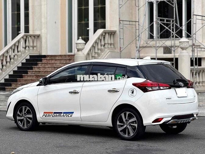 Toyota Yaris 1.5G 2018 Hatchback Trắng