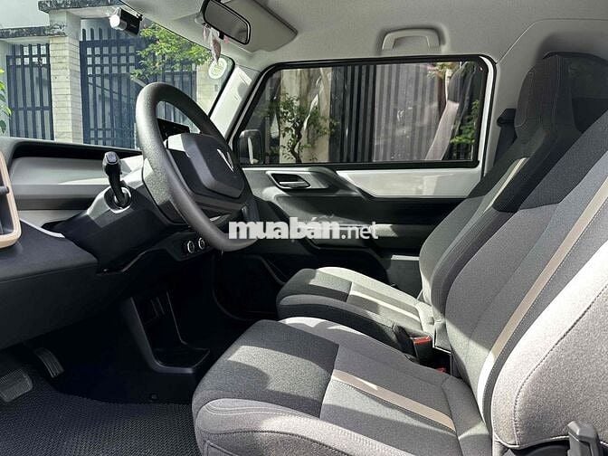 VinFast VF3 màu trắng đi 3,800km