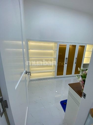 Chính chủ bán nhà 227/4 Nguyễn Trọng Tuyển, Phú Nhuận, nhà đẹp mới
