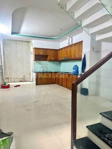 CHO THUÊ NHÀ HẺM 6M THÔNG VƯỜN LÀI & LÊ VĂN PHAN [4m x 18m] 3 Lầu - 5P