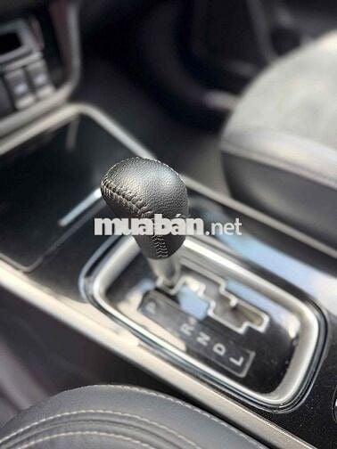 Mitsubishi Outlander 2.0 CVT 2023 Trắng 76.000 Km