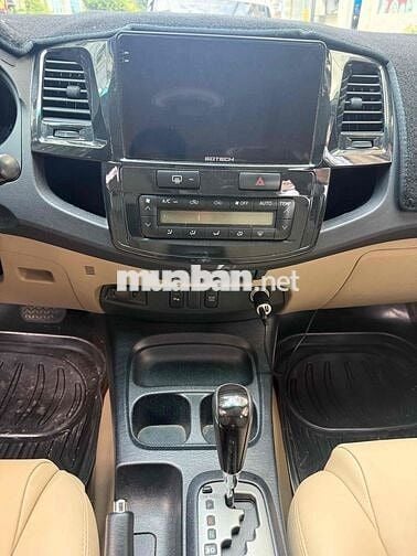 Toyota Fortuner 2.7V AT 2015 Bạc 92.000 km