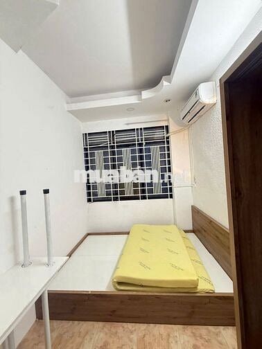 Trống căn hộ 2PN ban công Đặng Thuỳ Trâm Bình Thạnh_Cạnh VLU_tầng 1 
