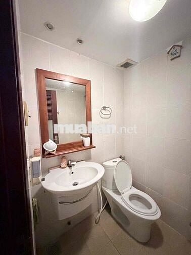 cho thuê nhà hẻm xe tải Lê Văn Sỹ quận 3, gần Trần Quang Diệu