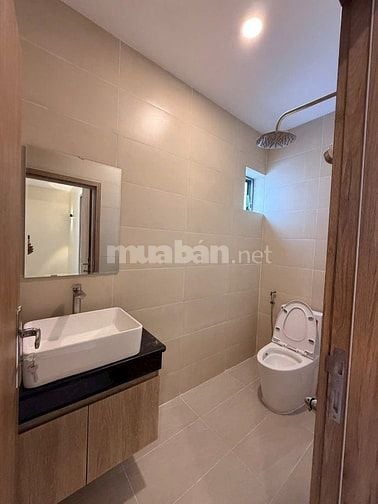 CHO THUÊ NHÀ SOLAR FULL NỘI THẤT , NHÀ MỚI , LH 0903.368.345
