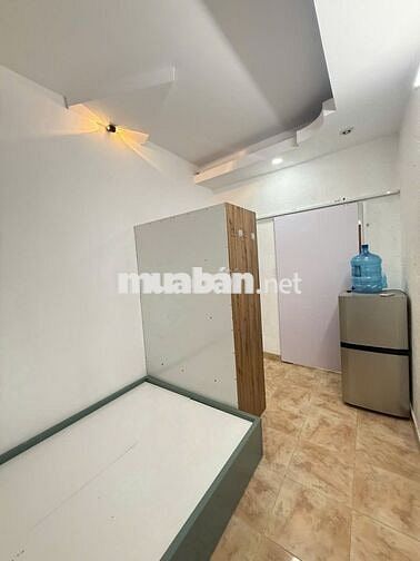 Trống căn hộ 2PN ban công Đặng Thuỳ Trâm Bình Thạnh_Cạnh VLU_tầng 1 