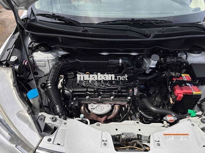 Suzuki Ertiga 2021 1.4MT Số sàn Trắng