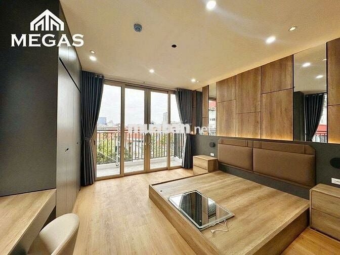 Siu thoáng! Ô tô đỗ cửa, bồn tắm ban công, tiện ích có đủ ở Trung Kính