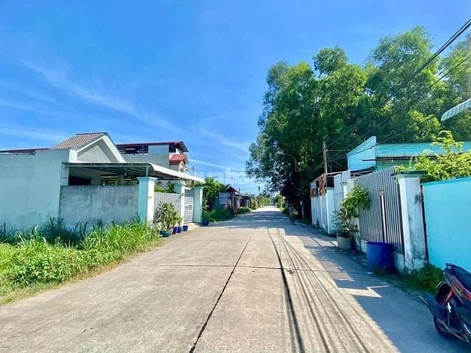 Bán Ngộp 130m2 Giá Chỉ Với 1Tỷ380 Xã Tân An Hội, Củ Chi, Sổ Hồng Riêng