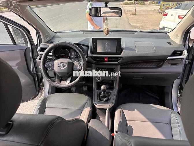 Toyota Avanza 1.5 MT 2022 Bạc