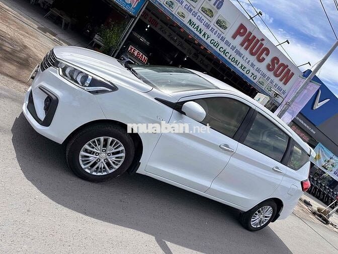 Suzuki Ertiga 2021 1.4MT Số sàn Trắng