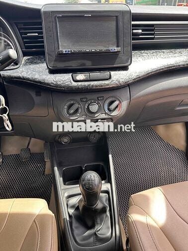 Suzuki Ertiga 2021 1.4MT Số sàn Trắng