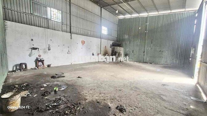 Kho Xưởng 3Pha 9,5 x 15m (Trống Suốt) Hẻm Tải 6m. Chiến Lược