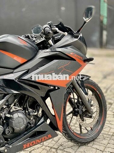 CBR150R 2018 Đen Cam Sportbike BSTP Chính Chủ