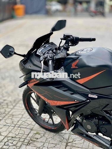 CBR150R 2018 Đen Cam Sportbike BSTP Chính Chủ