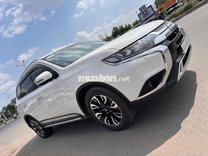 Mitsubishi Outlander Premium 2020 Trắng