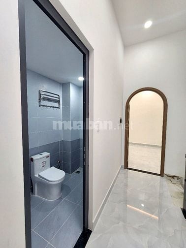 **BÁN NHÀ ĐƯỜNG CHIẾN LƯỢC SÁT TỈNH LỘ 10 BÌNH TÂN - 3 PHÒNG NGỦ  SHR