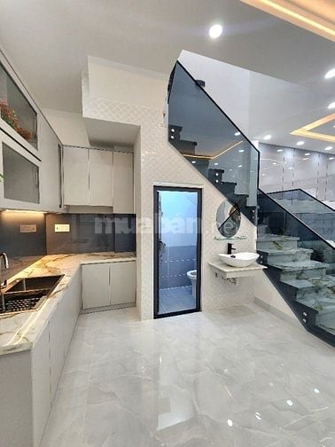 **BÁN NHÀ ĐƯỜNG CHIẾN LƯỢC SÁT TỈNH LỘ 10 BÌNH TÂN - 3 PHÒNG NGỦ  SHR