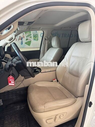 Toyota Land Cruiser 3.5 V6 Trắng 1 chủ từ đầu