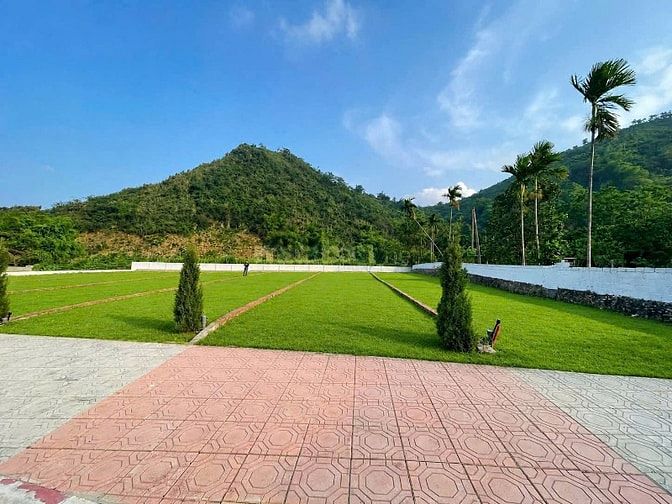 Bán nhanh 400m² đất sát hồ Đồng Chanh, chính chủ, sổ hồng, mặt đường