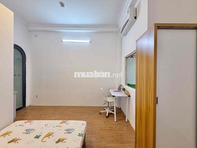 Căn Hộ Studio Cửa Sổ ... Cách Đại Học Văn Lang cs3 10 Bước Chân ✅✅