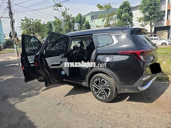KIA Carens Signature 2024 Đen 4727 km